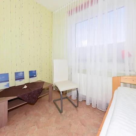 Fuer Bis Zu 3 Personen In Bensersiel