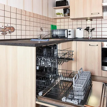 Fuer Bis Zu 3 Personen In *